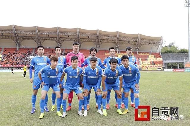 附加赛-76人险胜热火成功晋级 首轮对阵尼克斯